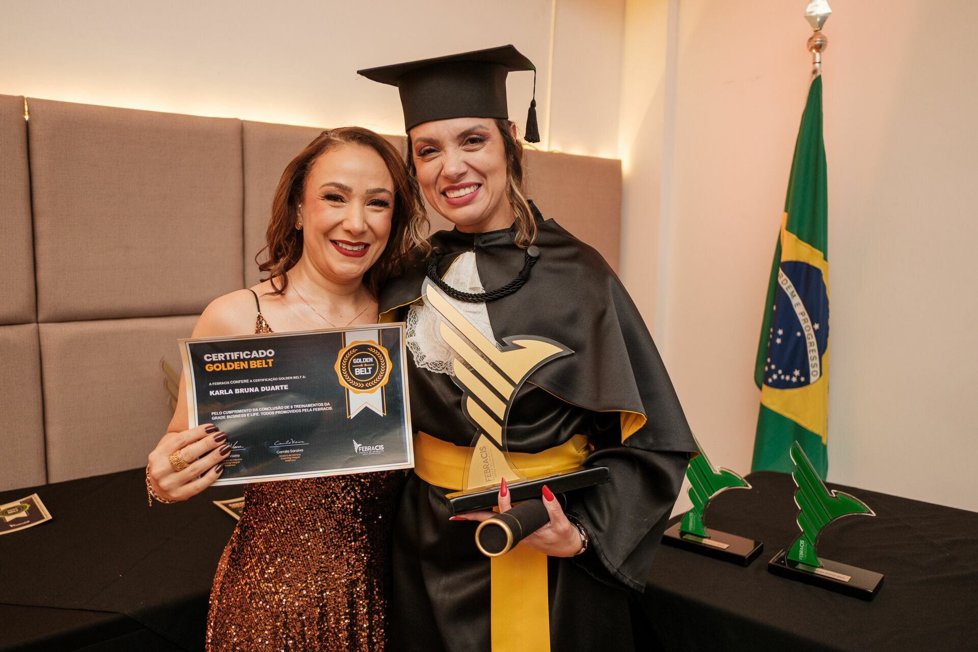 Foto Cobertura Fotográfica da Formatura Golden Belt e Green Belt Febracis 2025 – Um Registro Marcante Assinado por Natálya Cardoso Foto Cobertura Fotográfica da Formatura Golden Belt e Green Belt Febracis 2025 – Um Registro Marcante Assinado por Natálya Cardoso - Imagem 671