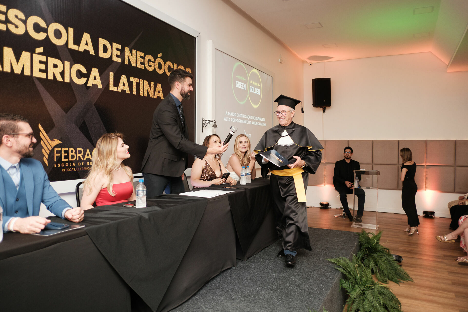 Foto Cobertura Fotográfica da Formatura Golden Belt e Green Belt Febracis 2025 – Um Registro Marcante Assinado por Natálya Cardoso Foto Cobertura Fotográfica da Formatura Golden Belt e Green Belt Febracis 2025 – Um Registro Marcante Assinado por Natálya Cardoso - Imagem 707