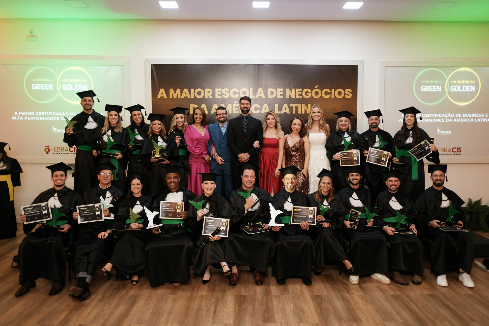 Foto Cobertura Fotográfica da Formatura Golden Belt e Green Belt Febracis 2025 – Um Registro Marcante Assinado por Natálya Cardoso Foto Cobertura Fotográfica da Formatura Golden Belt e Green Belt Febracis 2025 – Um Registro Marcante Assinado por Natálya Cardoso - Imagem 836