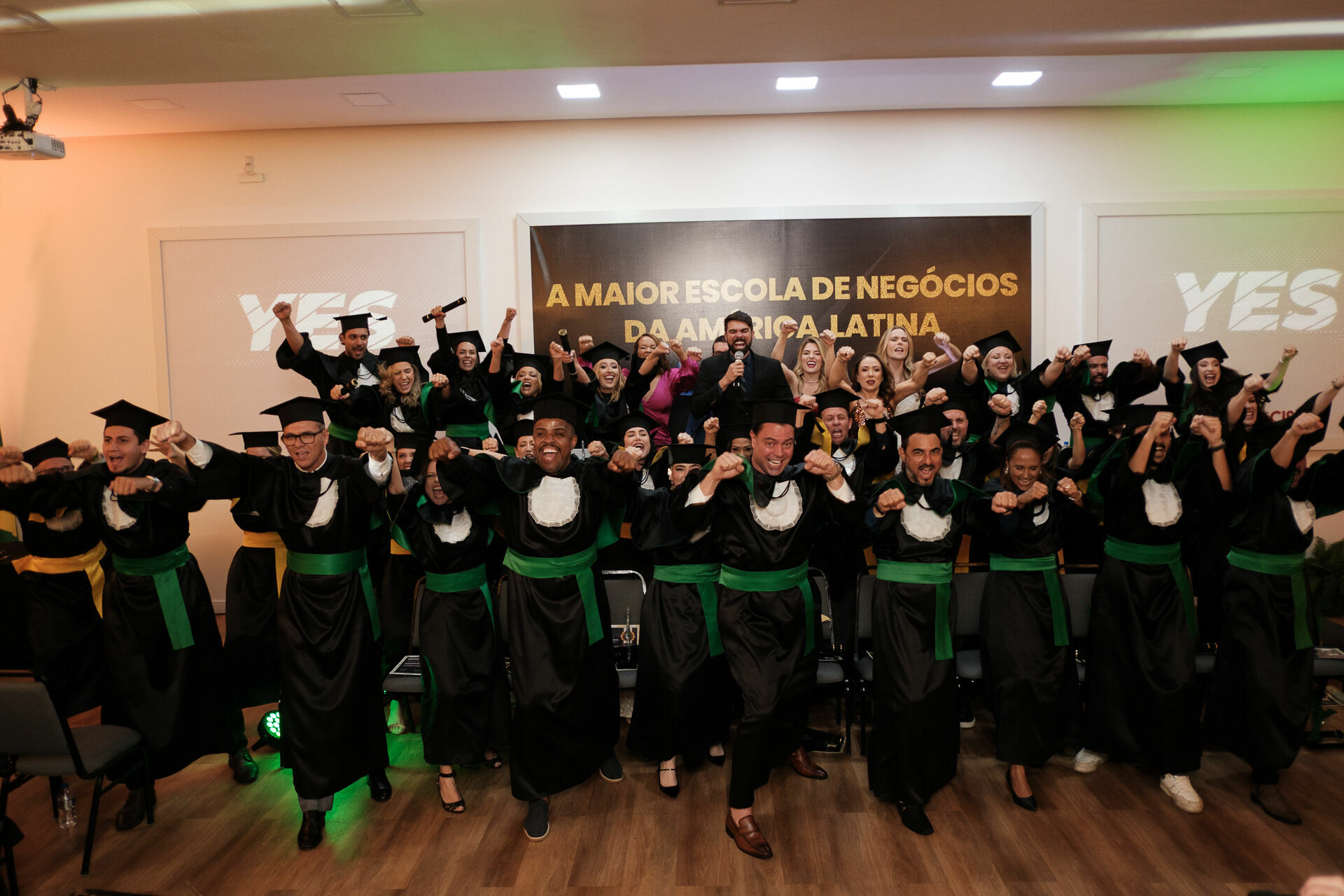 Foto Cobertura Fotográfica da Formatura Golden Belt e Green Belt Febracis 2025 – Um Registro Marcante Assinado por Natálya Cardoso Foto Cobertura Fotográfica da Formatura Golden Belt e Green Belt Febracis 2025 – Um Registro Marcante Assinado por Natálya Cardoso - Imagem 872