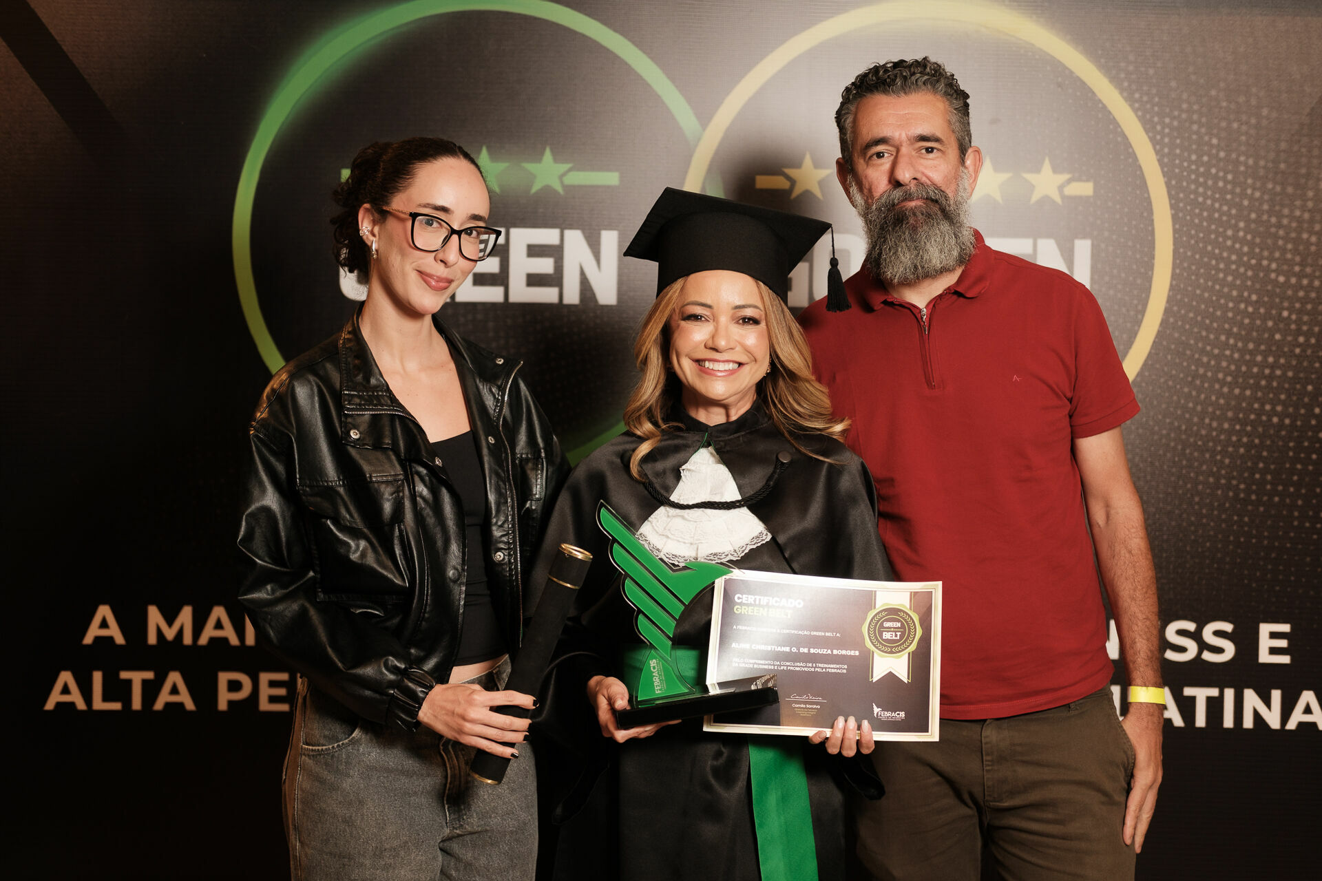 Foto Cobertura Fotográfica da Formatura Golden Belt e Green Belt Febracis 2025 – Um Registro Marcante Assinado por Natálya Cardoso Foto Cobertura Fotográfica da Formatura Golden Belt e Green Belt Febracis 2025 – Um Registro Marcante Assinado por Natálya Cardoso - Imagem 927