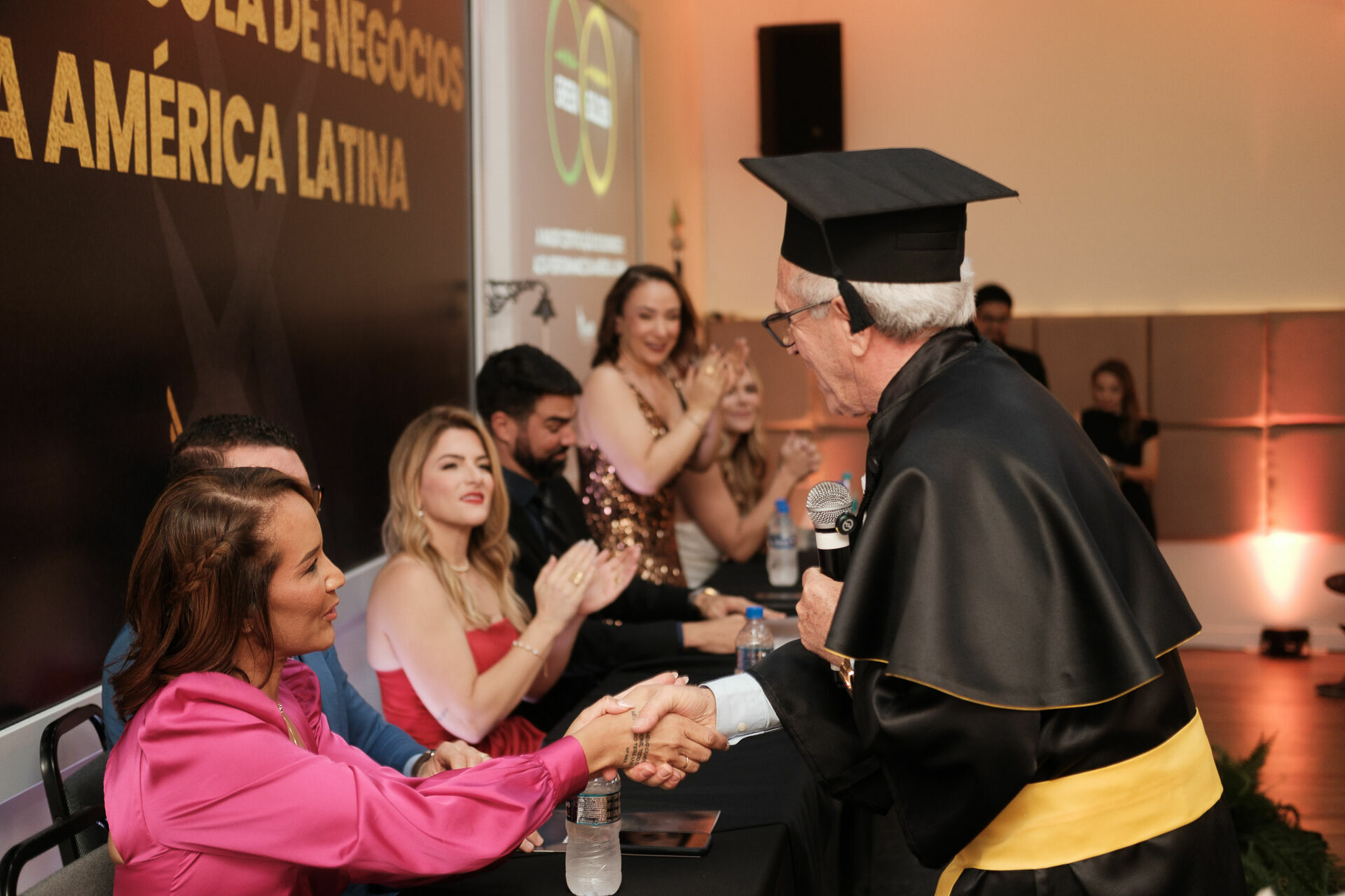 Foto Cobertura Fotográfica da Formatura Golden Belt e Green Belt Febracis 2025 – Um Registro Marcante Assinado por Natálya Cardoso Foto Cobertura Fotográfica da Formatura Golden Belt e Green Belt Febracis 2025 – Um Registro Marcante Assinado por Natálya Cardoso - Imagem 787