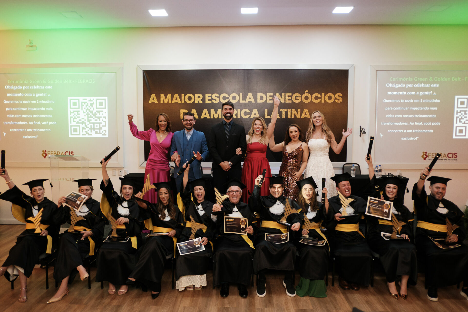 Foto Cobertura Fotográfica da Formatura Golden Belt e Green Belt Febracis 2025 – Um Registro Marcante Assinado por Natálya Cardoso Foto Cobertura Fotográfica da Formatura Golden Belt e Green Belt Febracis 2025 – Um Registro Marcante Assinado por Natálya Cardoso - Imagem 833