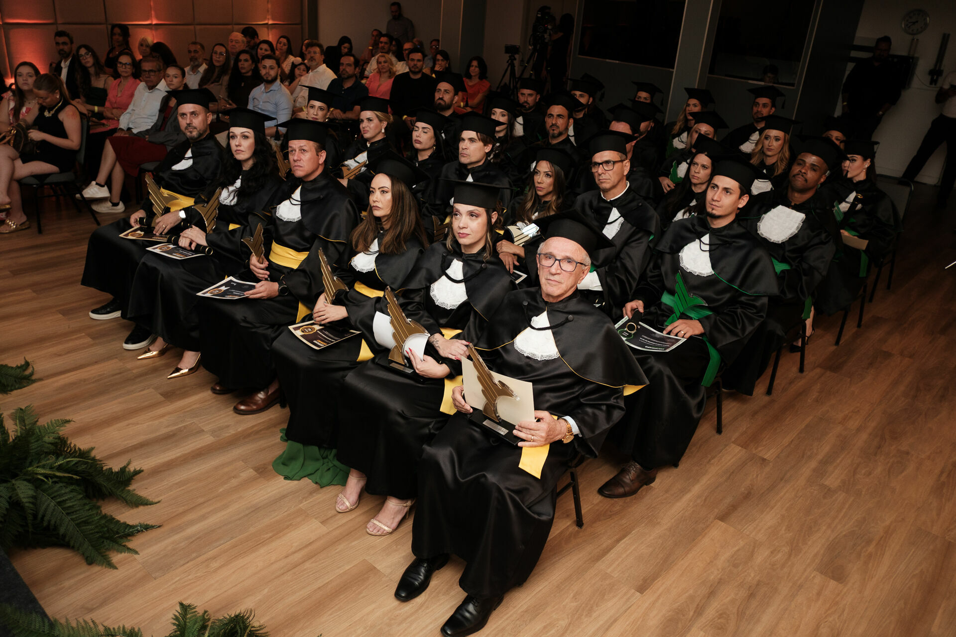 Foto Cobertura Fotográfica da Formatura Golden Belt e Green Belt Febracis 2025 – Um Registro Marcante Assinado por Natálya Cardoso Foto Cobertura Fotográfica da Formatura Golden Belt e Green Belt Febracis 2025 – Um Registro Marcante Assinado por Natálya Cardoso - Imagem 802