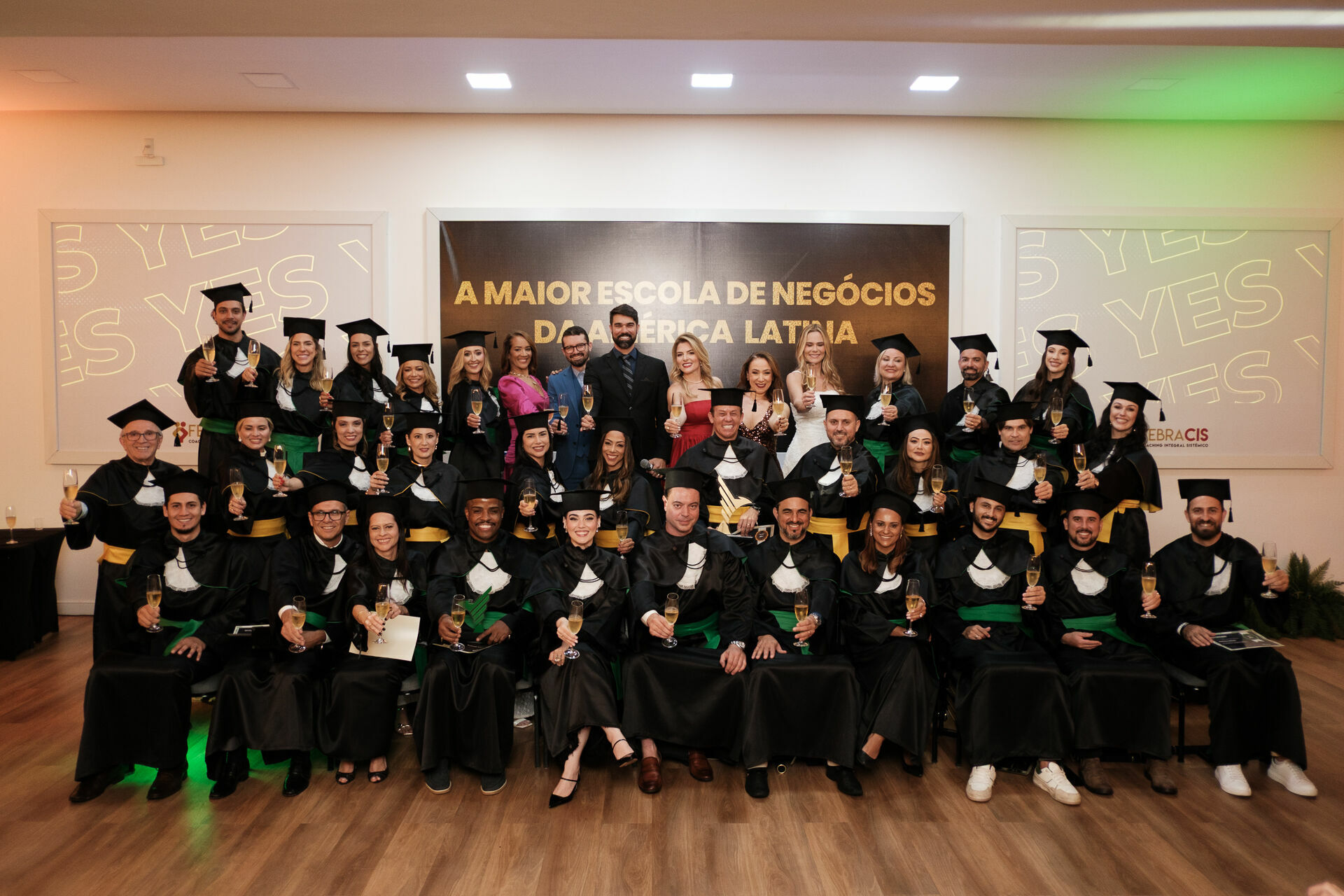 Foto Cobertura Fotográfica da Formatura Golden Belt e Green Belt Febracis 2025 – Um Registro Marcante Assinado por Natálya Cardoso Foto Cobertura Fotográfica da Formatura Golden Belt e Green Belt Febracis 2025 – Um Registro Marcante Assinado por Natálya Cardoso - Imagem 884