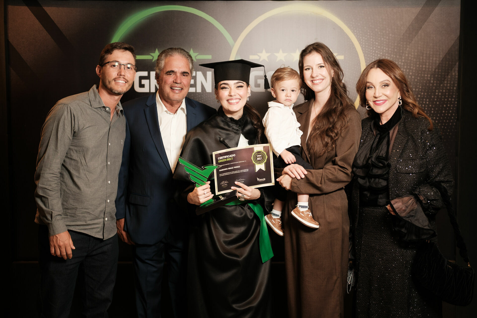 Foto Cobertura Fotográfica da Formatura Golden Belt e Green Belt Febracis 2025 – Um Registro Marcante Assinado por Natálya Cardoso Foto Cobertura Fotográfica da Formatura Golden Belt e Green Belt Febracis 2025 – Um Registro Marcante Assinado por Natálya Cardoso - Imagem 911