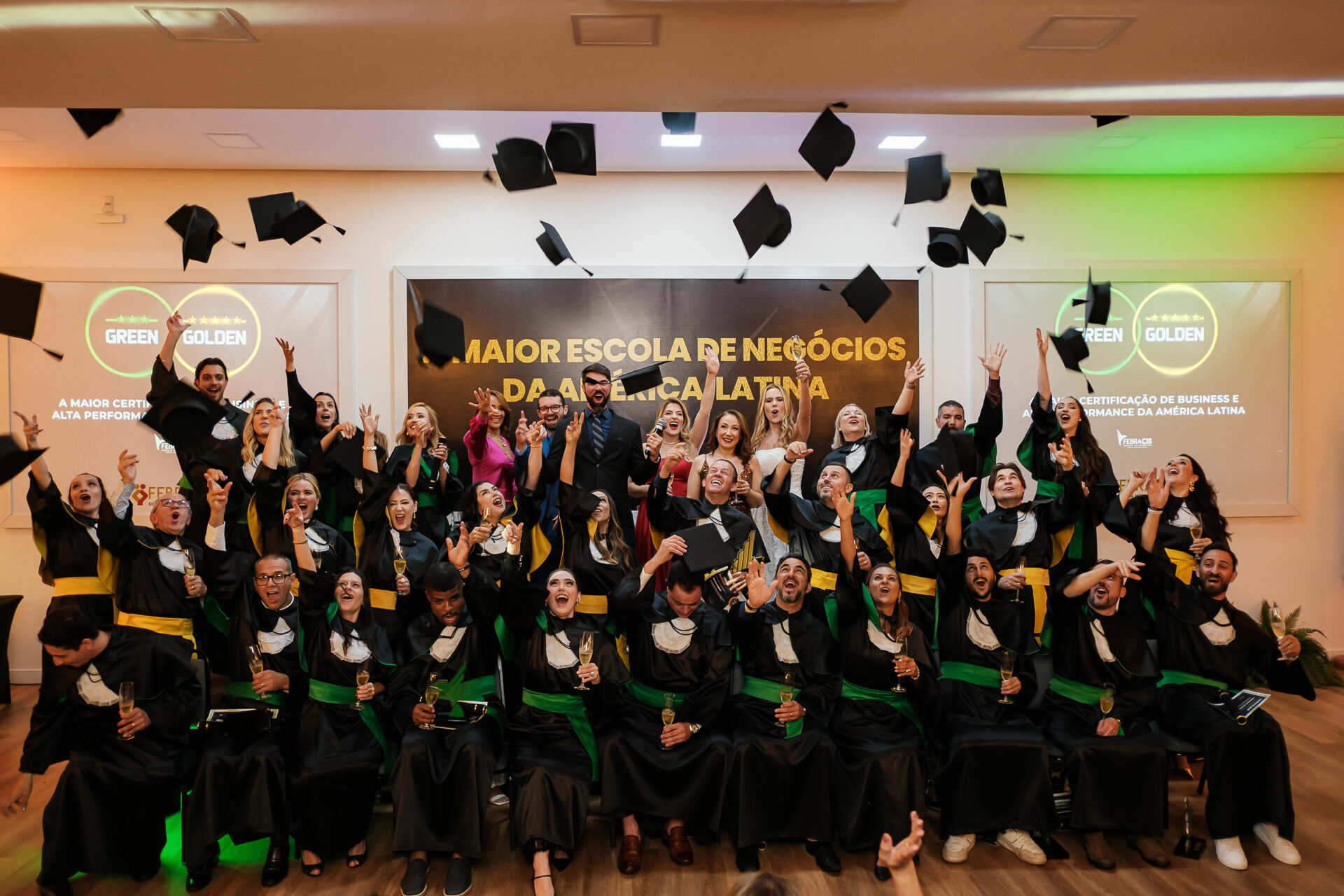 Foto Cobertura Fotográfica da Formatura Golden Belt e Green Belt Febracis 2025 – Um Registro Marcante Assinado por Natálya Cardoso Foto Cobertura Fotográfica da Formatura Golden Belt e Green Belt Febracis 2025 – Um Registro Marcante Assinado por Natálya Cardoso - Imagem 894