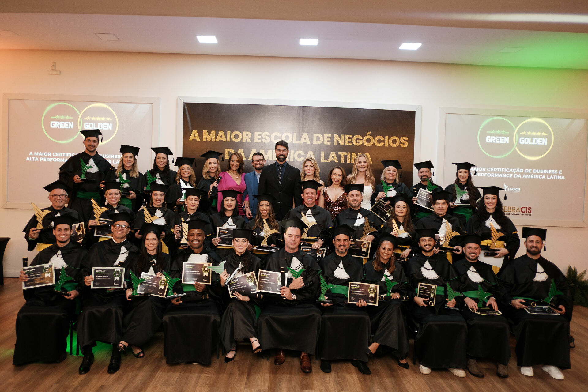 Foto Cobertura Fotográfica da Formatura Golden Belt e Green Belt Febracis 2025 – Um Registro Marcante Assinado por Natálya Cardoso Foto Cobertura Fotográfica da Formatura Golden Belt e Green Belt Febracis 2025 – Um Registro Marcante Assinado por Natálya Cardoso - Imagem 853