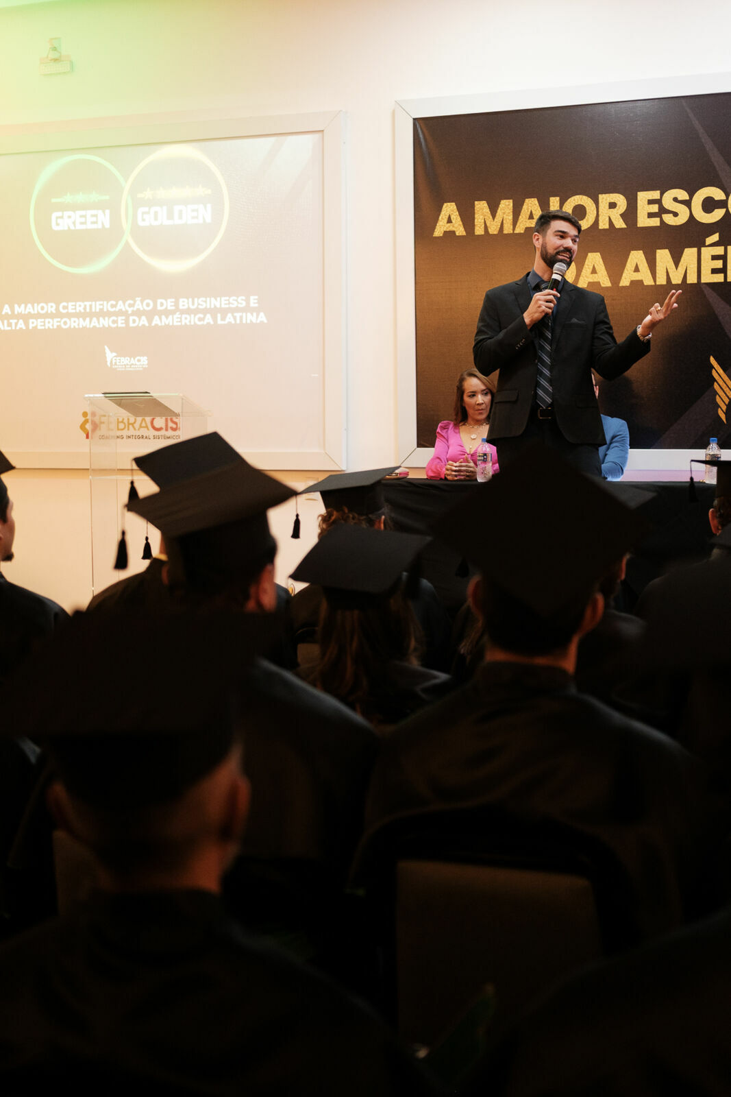 Foto Cobertura Fotográfica da Formatura Golden Belt e Green Belt Febracis 2025 – Um Registro Marcante Assinado por Natálya Cardoso Foto Cobertura Fotográfica da Formatura Golden Belt e Green Belt Febracis 2025 – Um Registro Marcante Assinado por Natálya Cardoso - Imagem 811