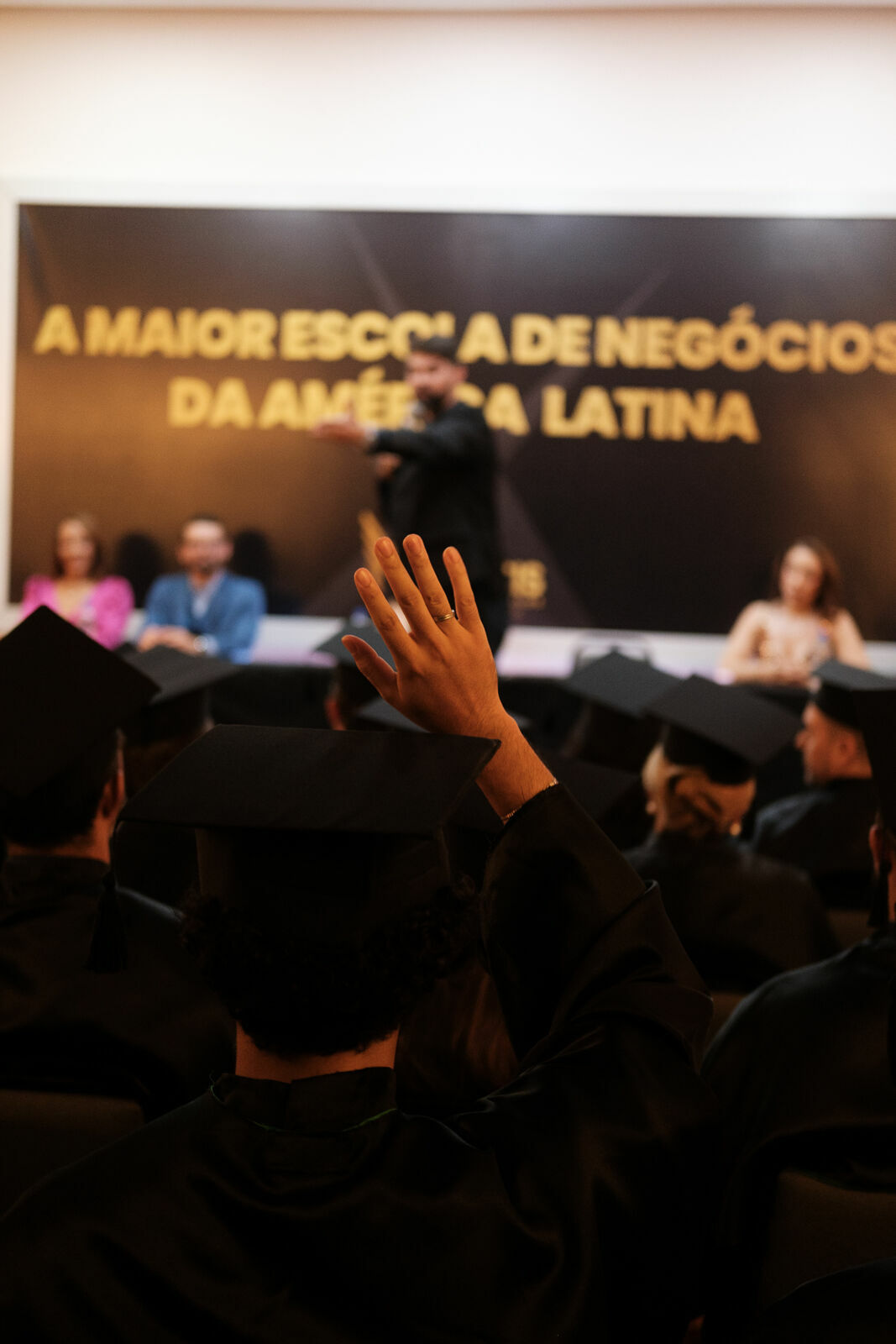 Foto Cobertura Fotográfica da Formatura Golden Belt e Green Belt Febracis 2025 – Um Registro Marcante Assinado por Natálya Cardoso Foto Cobertura Fotográfica da Formatura Golden Belt e Green Belt Febracis 2025 – Um Registro Marcante Assinado por Natálya Cardoso - Imagem 807