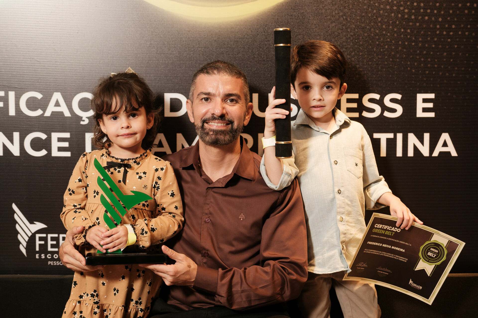 Foto Cobertura Fotográfica da Formatura Golden Belt e Green Belt Febracis 2025 – Um Registro Marcante Assinado por Natálya Cardoso - Imagem 1008