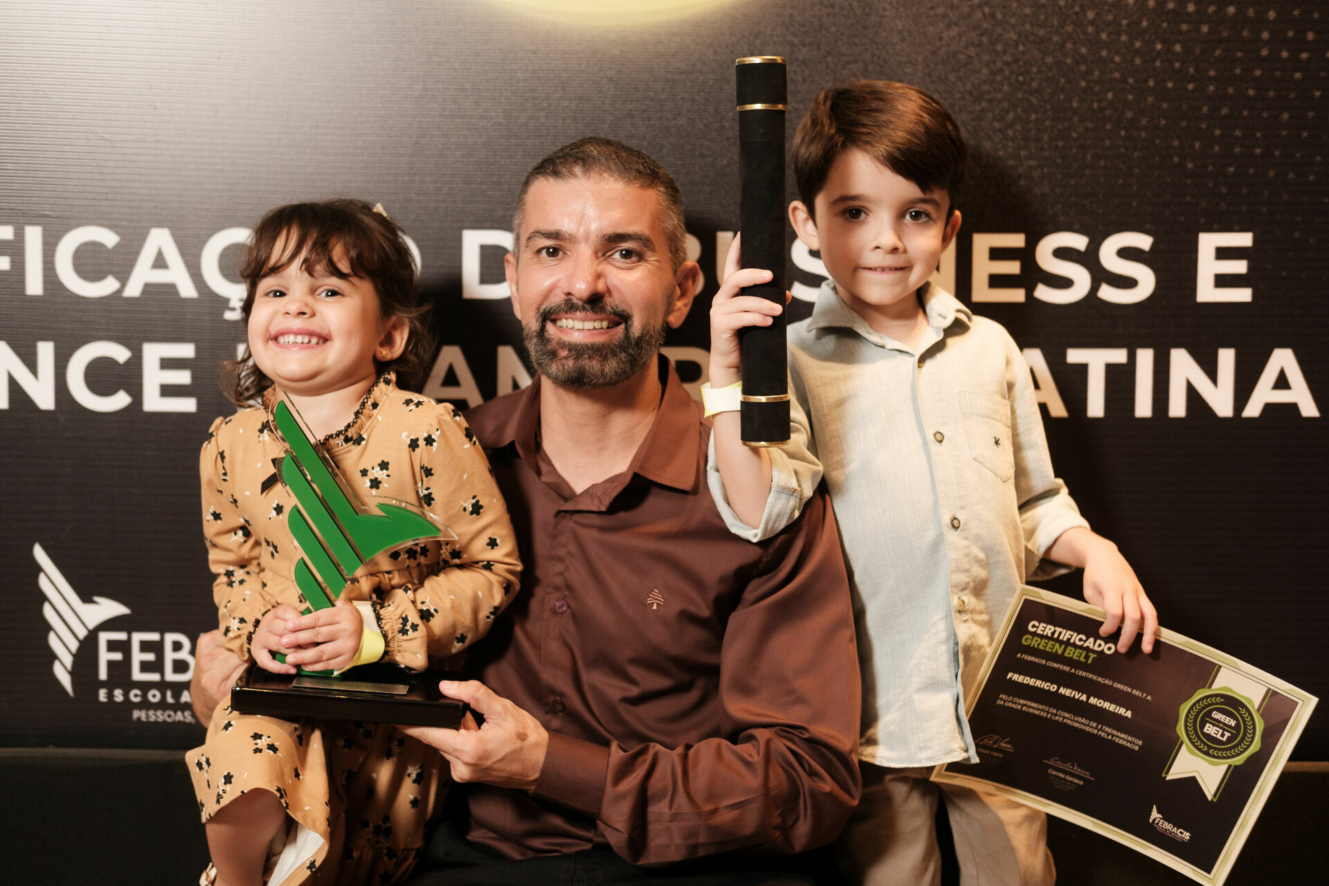 Foto Cobertura Fotográfica da Formatura Golden Belt e Green Belt Febracis 2025 – Um Registro Marcante Assinado por Natálya Cardoso - Imagem 1009