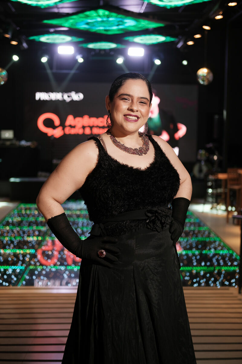 Foto Cobertura Fotográfica Oficial – Lançamento da Revista Papo de Madame 2026 por In Photo Foto Cobertura Fotográfica Oficial – Lançamento da Revista Papo de Madame 2026 por In Photo - Imagem 35