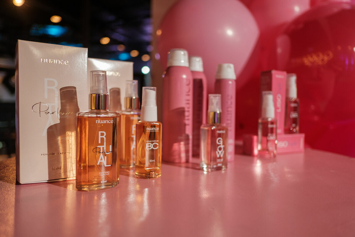 Foto Cobertura Fotográfica Oficial – Lançamento da Revista Papo de Madame 2026 por In Photo Foto Cobertura Fotográfica Oficial – Lançamento da Revista Papo de Madame 2026 por In Photo - Imagem 11