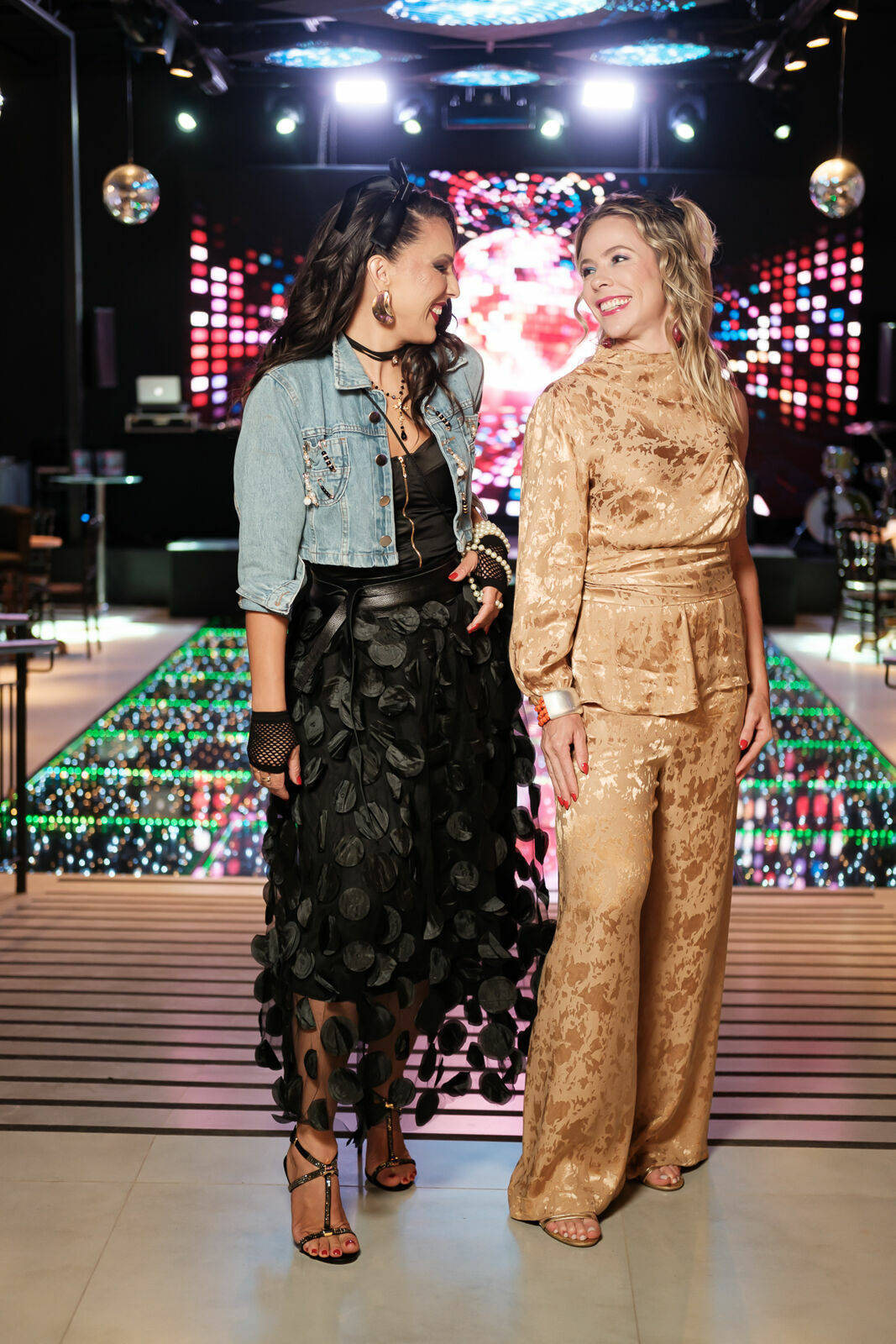 Foto Cobertura Fotográfica Oficial – Lançamento da Revista Papo de Madame 2026 por In Photo Foto Cobertura Fotográfica Oficial – Lançamento da Revista Papo de Madame 2026 por In Photo - Imagem 147