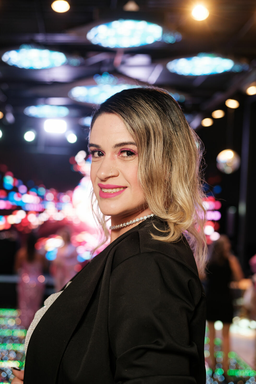 Foto Cobertura Fotográfica Oficial – Lançamento da Revista Papo de Madame 2026 por In Photo Foto Cobertura Fotográfica Oficial – Lançamento da Revista Papo de Madame 2026 por In Photo - Imagem 224