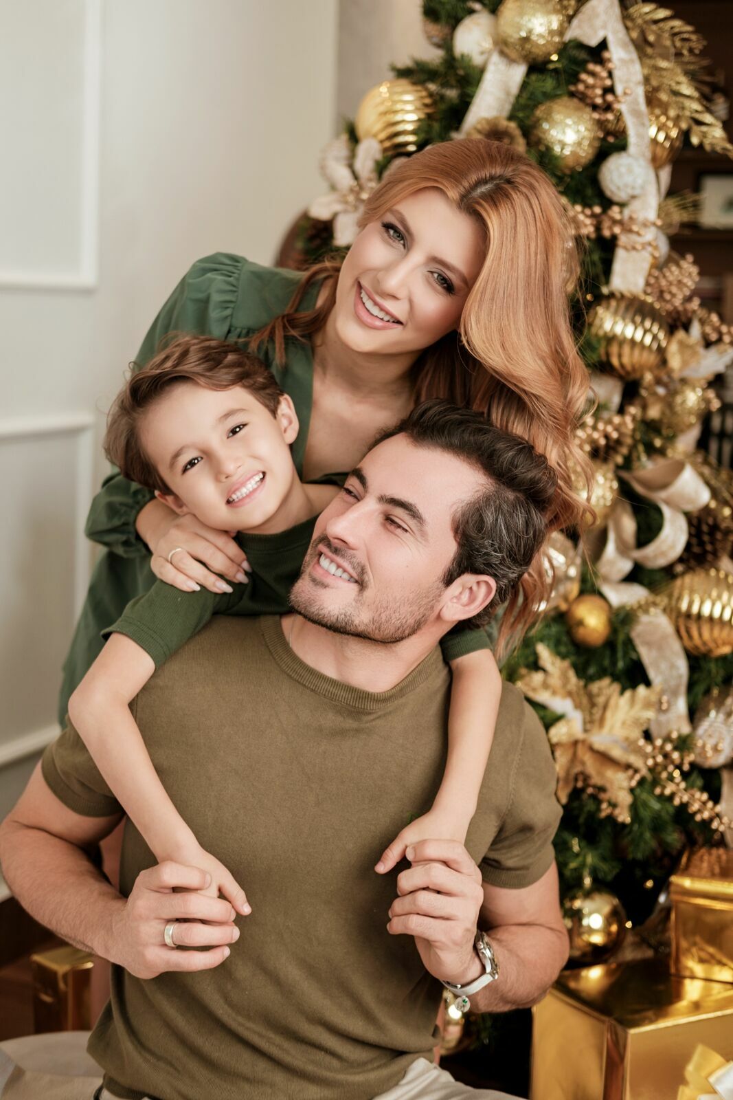 Foto Ensaio fotográfico de Natal em Goiânia: viva o Natal Essência In Família 2026 Foto Ensaio fotográfico de Natal em Goiânia: viva o Natal Essência In Família 2026 - Imagem 5
